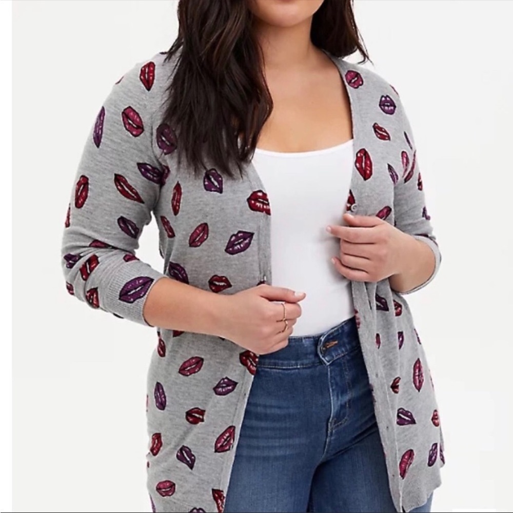 Torrid Slub Knit Lip Print Cardigan Size 1